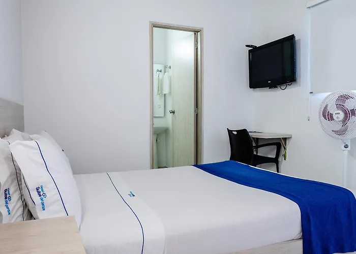 Hotel Suite Del Parque